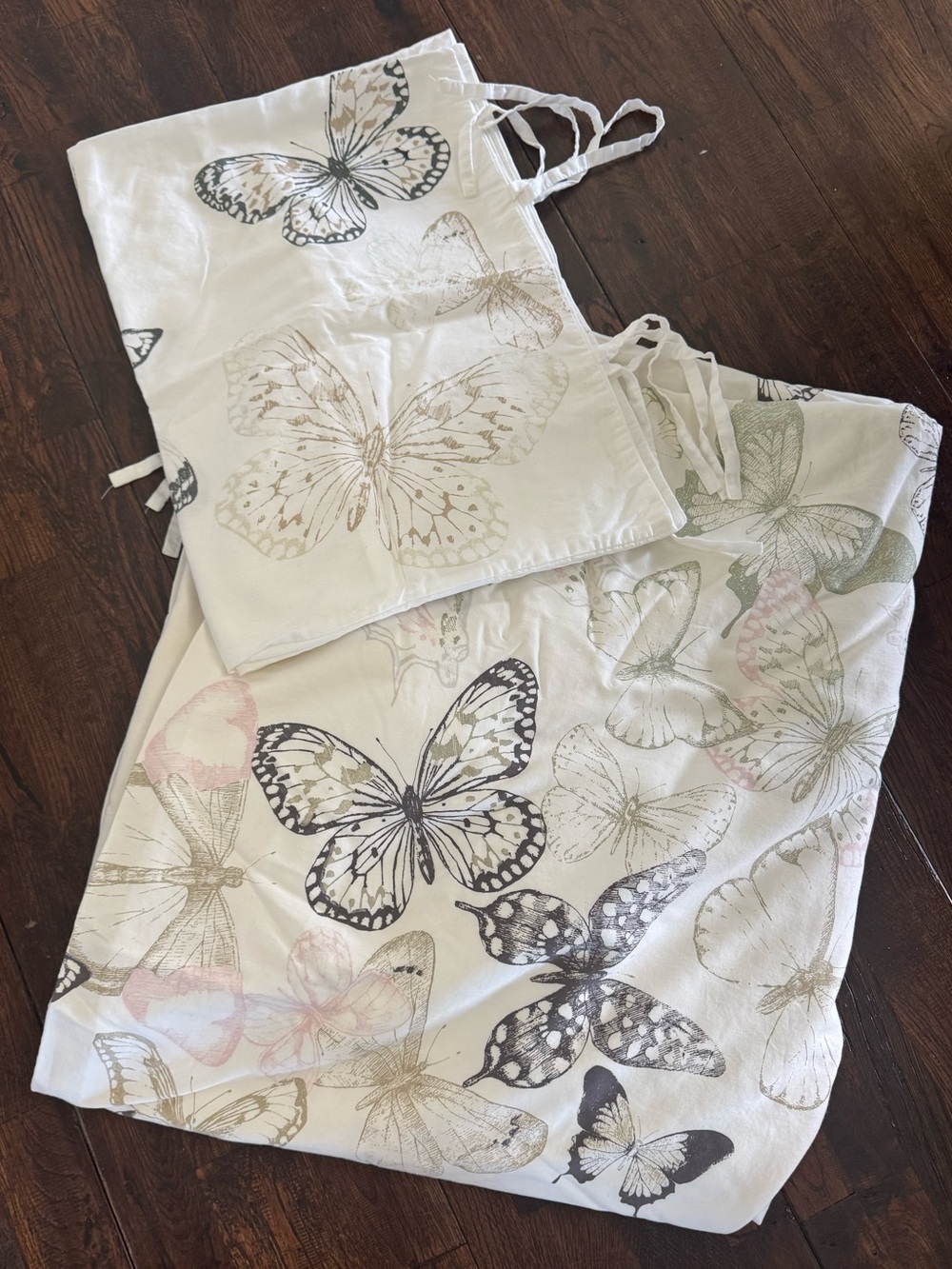 Pottery Barn Kids Rachel Zoe Butterfly Print Pillowcase and Duvet Set Full-Queen